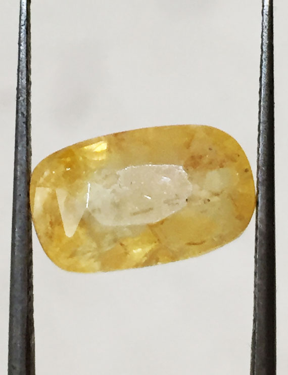 6.07 ct/6.62 ratti Natural Certified Ceylon Pukhraj/Yellow Sapphire